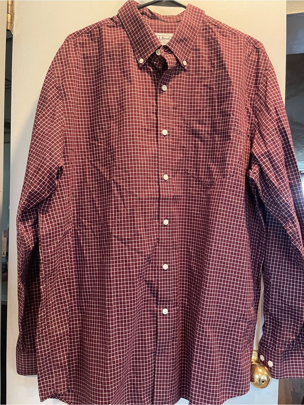 L.L. Bean Men's Burgundy Grid Button-Down Shirt size L - Picture 1 of 5